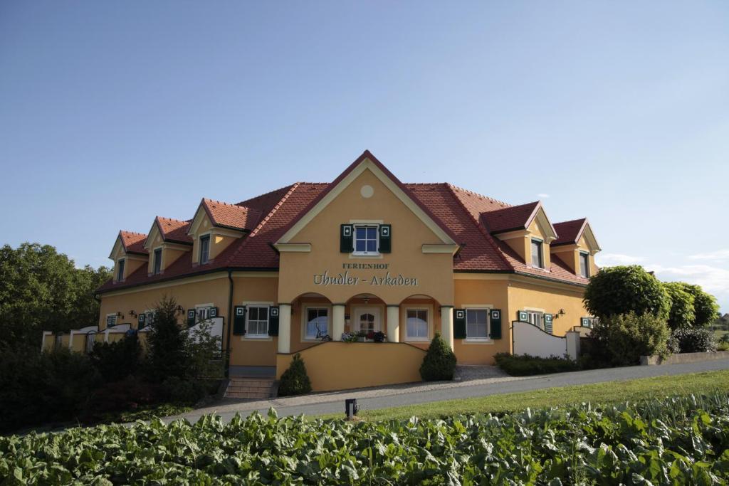 Ferienhof Uhudler-Arkaden Stegersbach Exterior photo